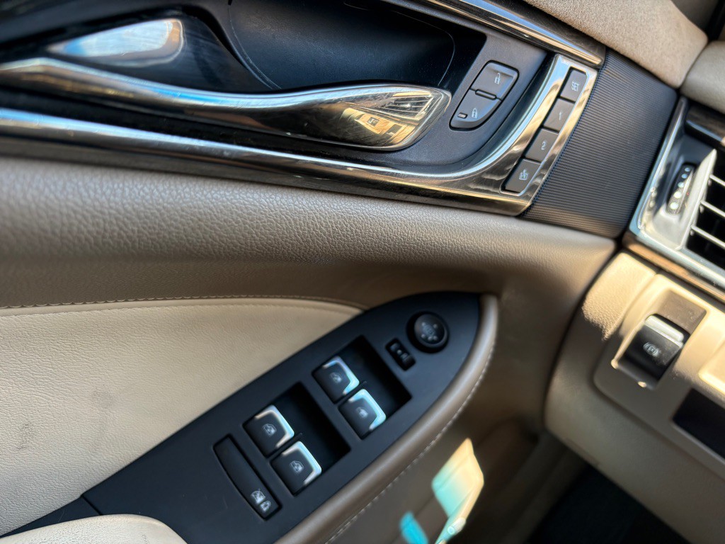 2016 Cadillac CTS Image 21