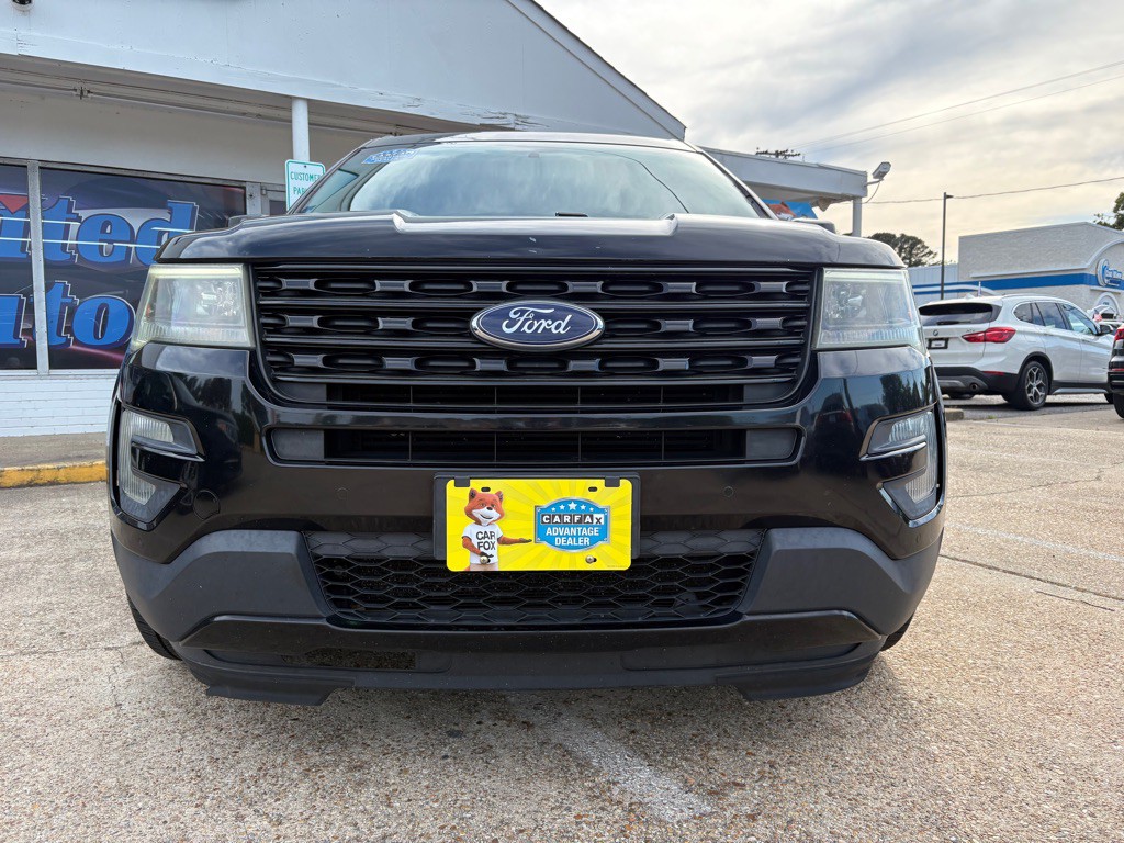 2017 Ford Explorer Image 1