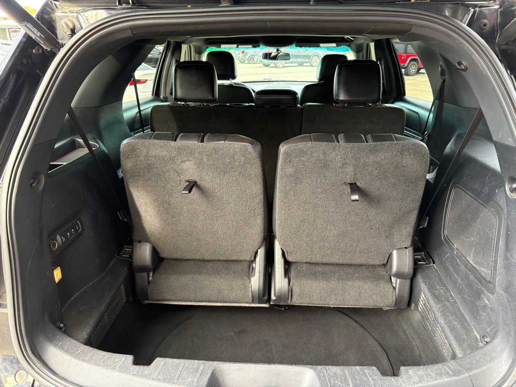 2017 Ford Explorer Image 5