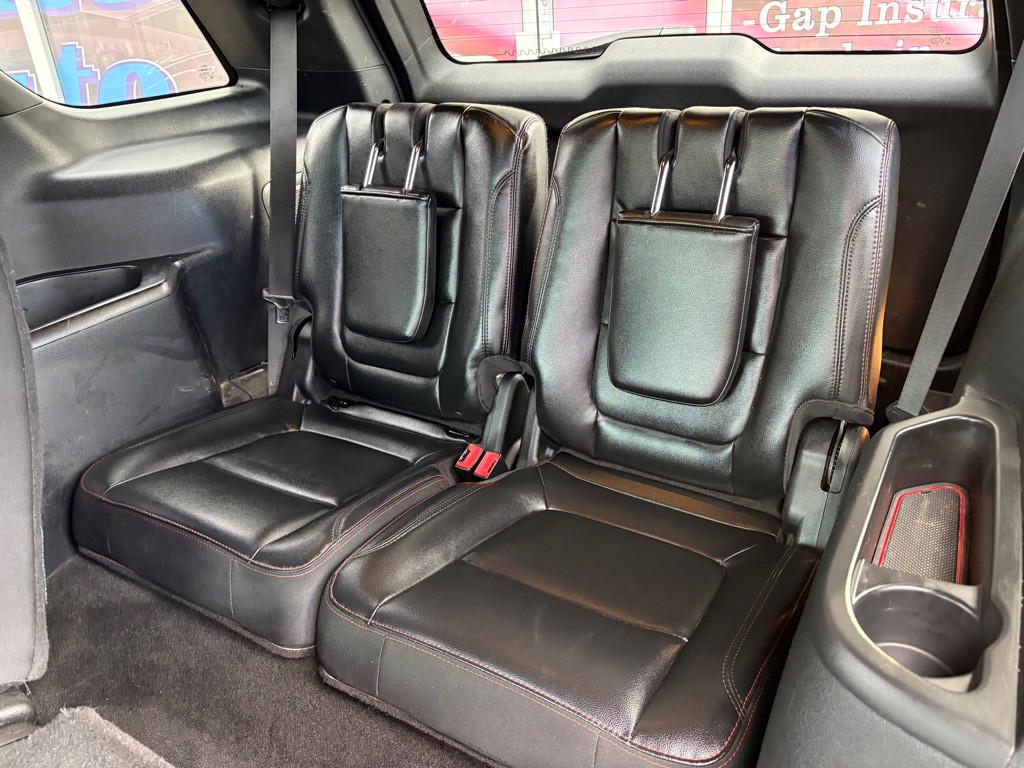 2017 Ford Explorer Image 11