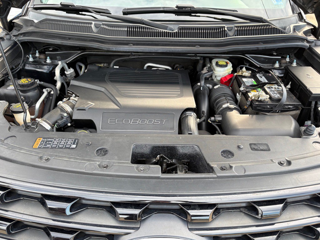 2017 Ford Explorer Image 32