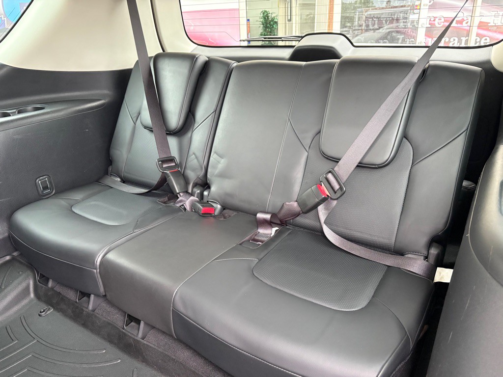 2018 Nissan Armada Image 12