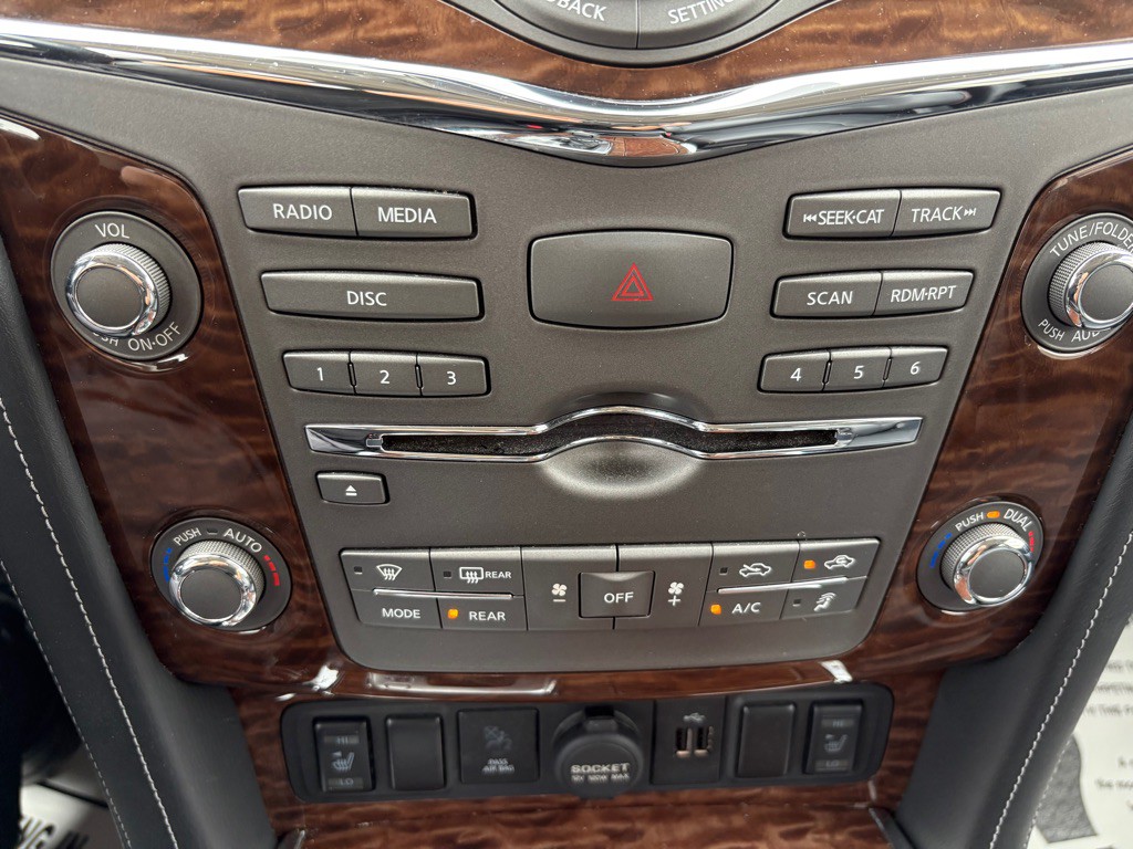 2018 Nissan Armada Image 26