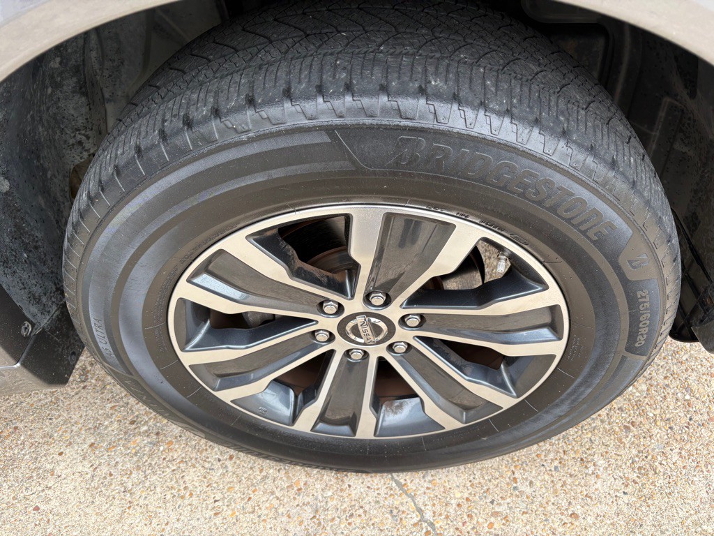 2018 Nissan Armada Image 35