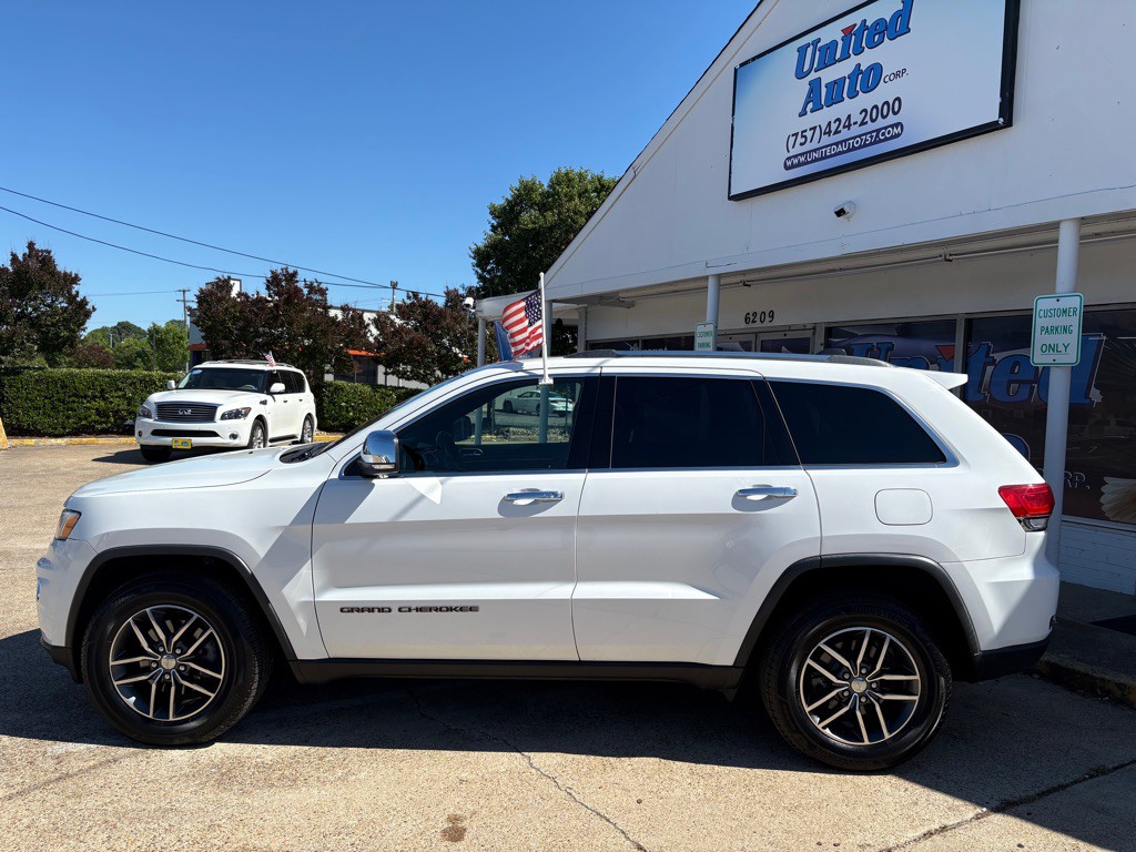 2017 Jeep Grand Cherokee Image 3