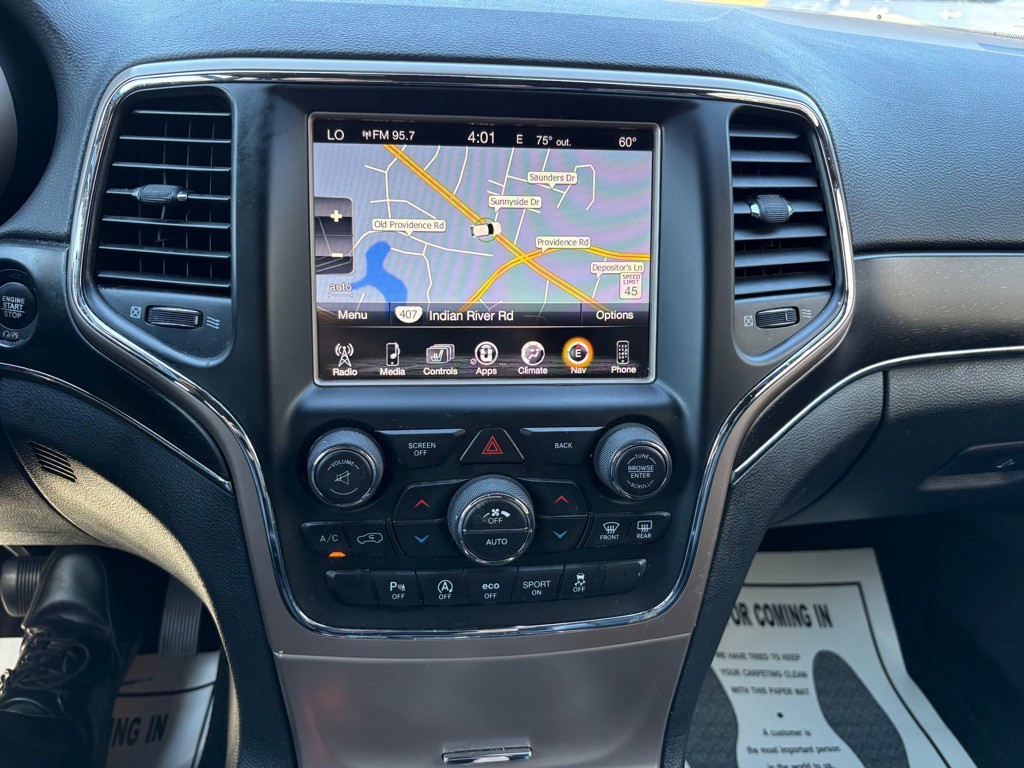 2017 Jeep Grand Cherokee Image 23