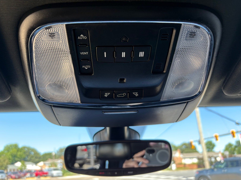 2017 Jeep Grand Cherokee Image 28