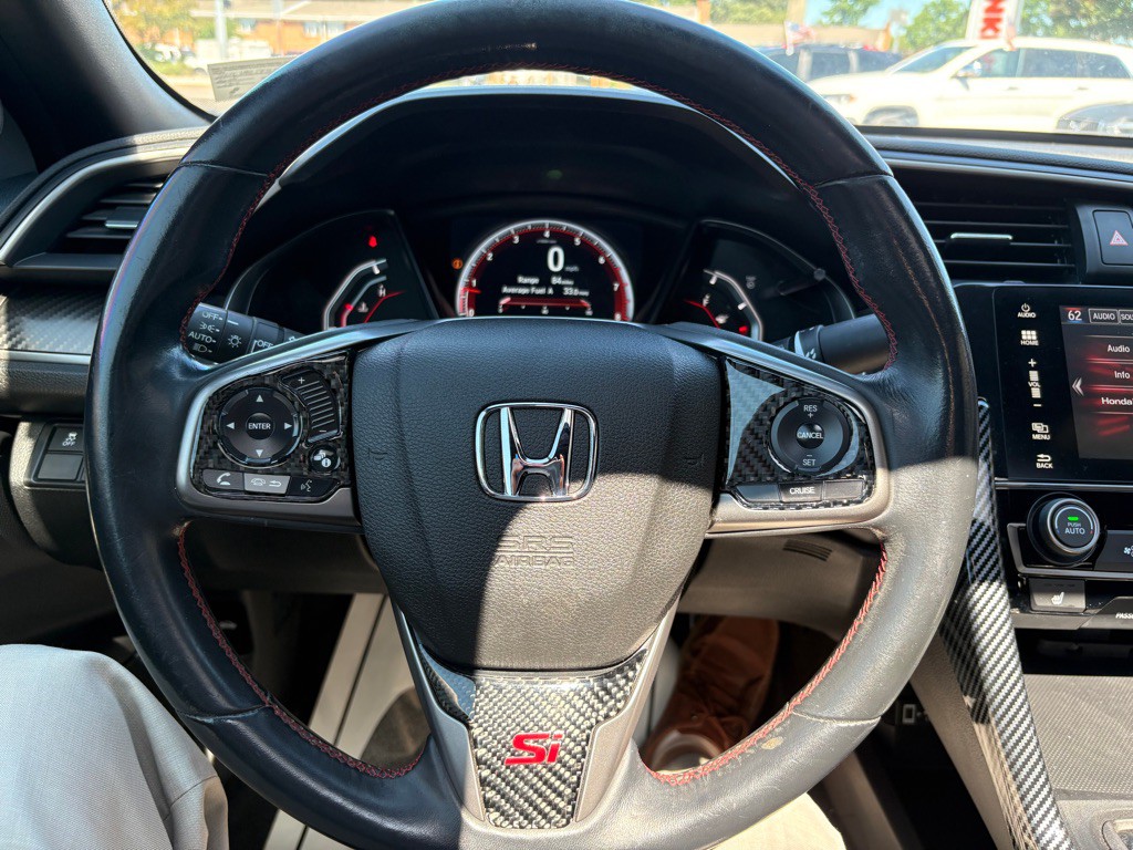 2018 Honda Civic Image 16