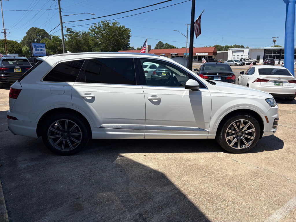 2017 Audi Q7 Image 8