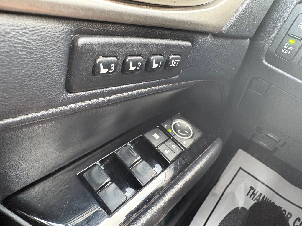 2013 Lexus GS Image 21