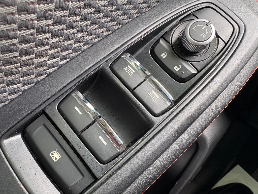2019 Subaru Forester Image 16