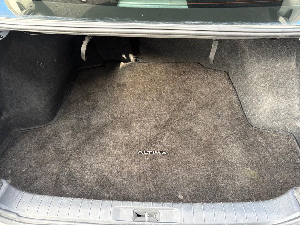 2016 Nissan Altima Image 5