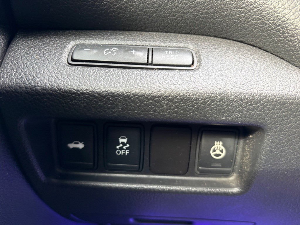 2016 Nissan Altima Image 19