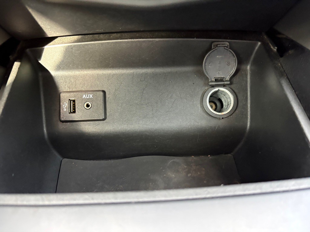 2016 Nissan Altima Image 23