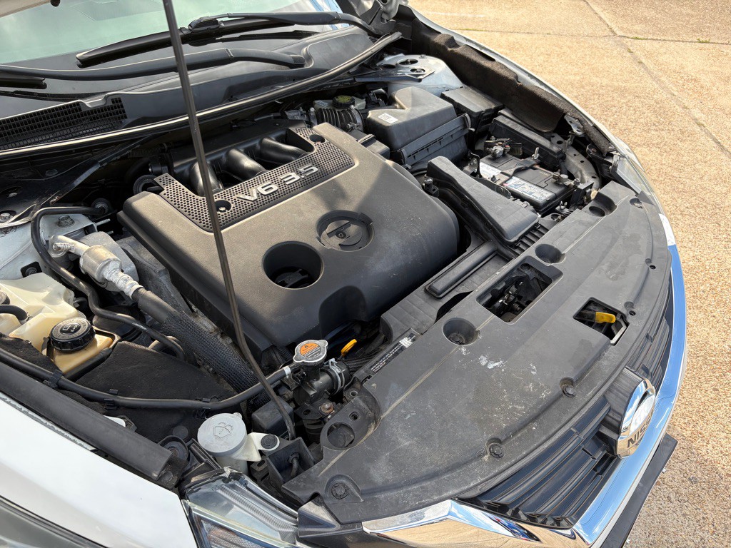 2016 Nissan Altima Image 33