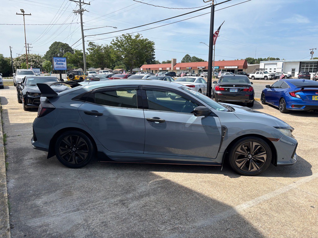2018 Honda Civic Image 8