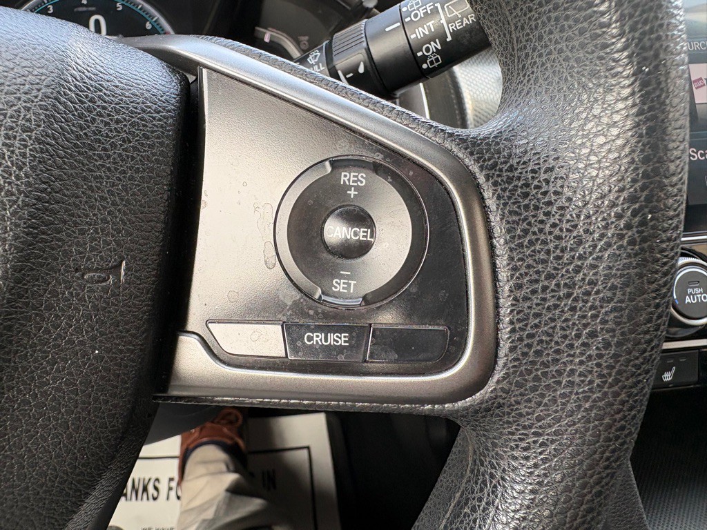 2018 Honda Civic Image 18