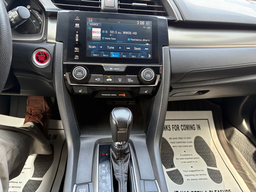 2018 Honda Civic Image 21