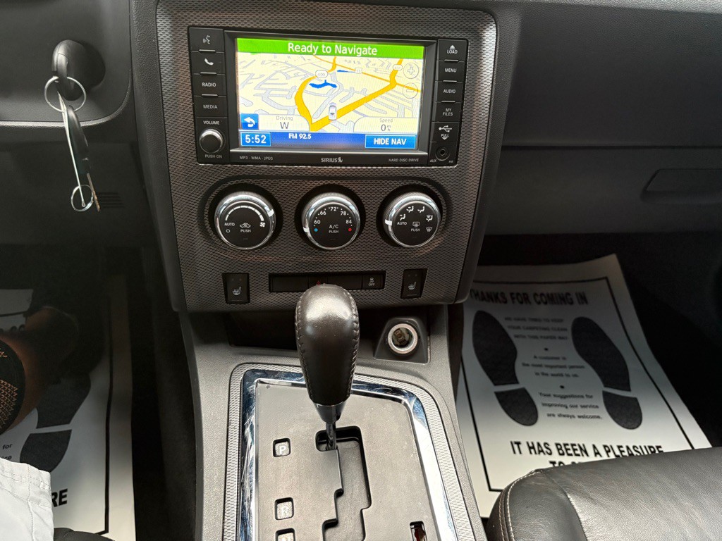 2011 Dodge Challenger Image 20