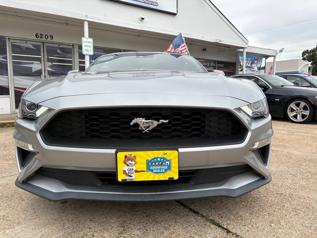 2021 Ford Mustang Image 2