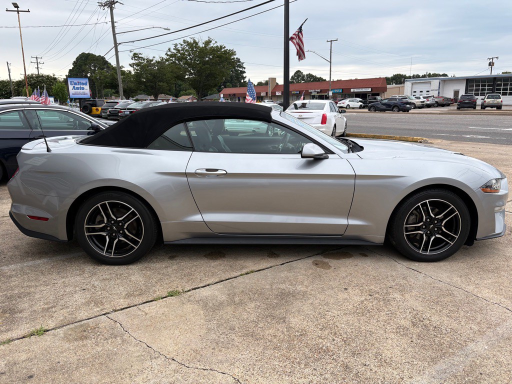 2021 Ford Mustang Image 13