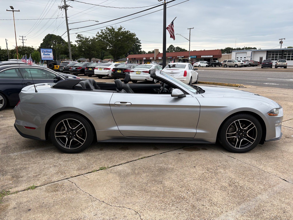 2021 Ford Mustang Image 14