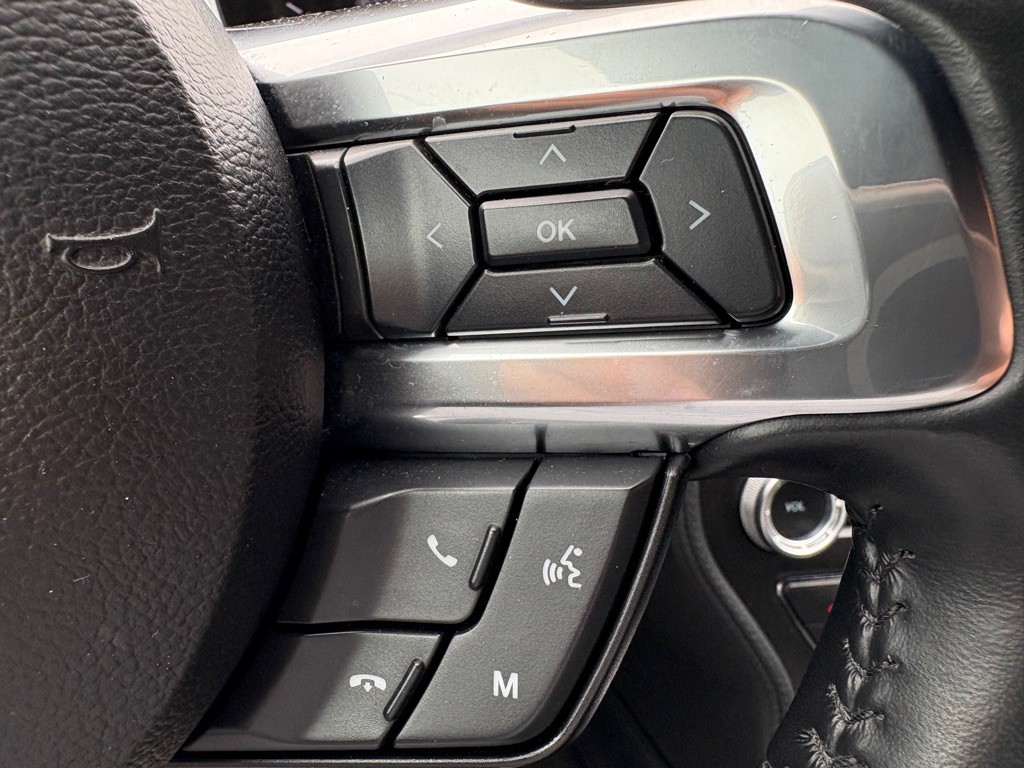 2021 Ford Mustang Image 21