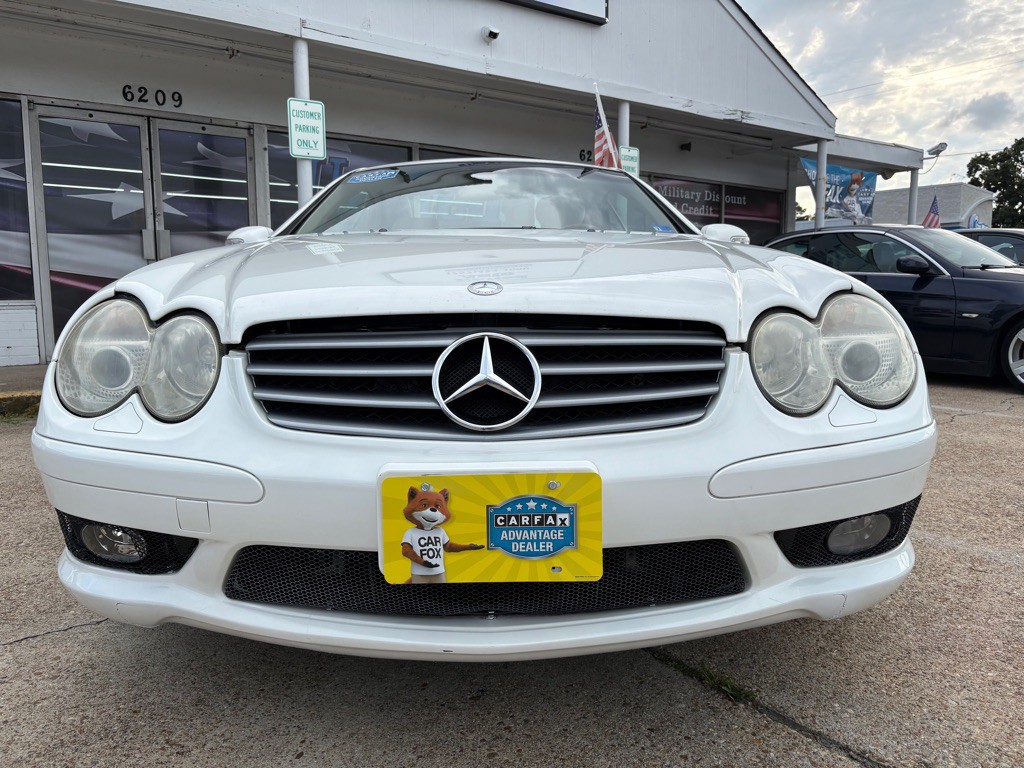 2003 Mercedes-Benz SL-Class Image 2