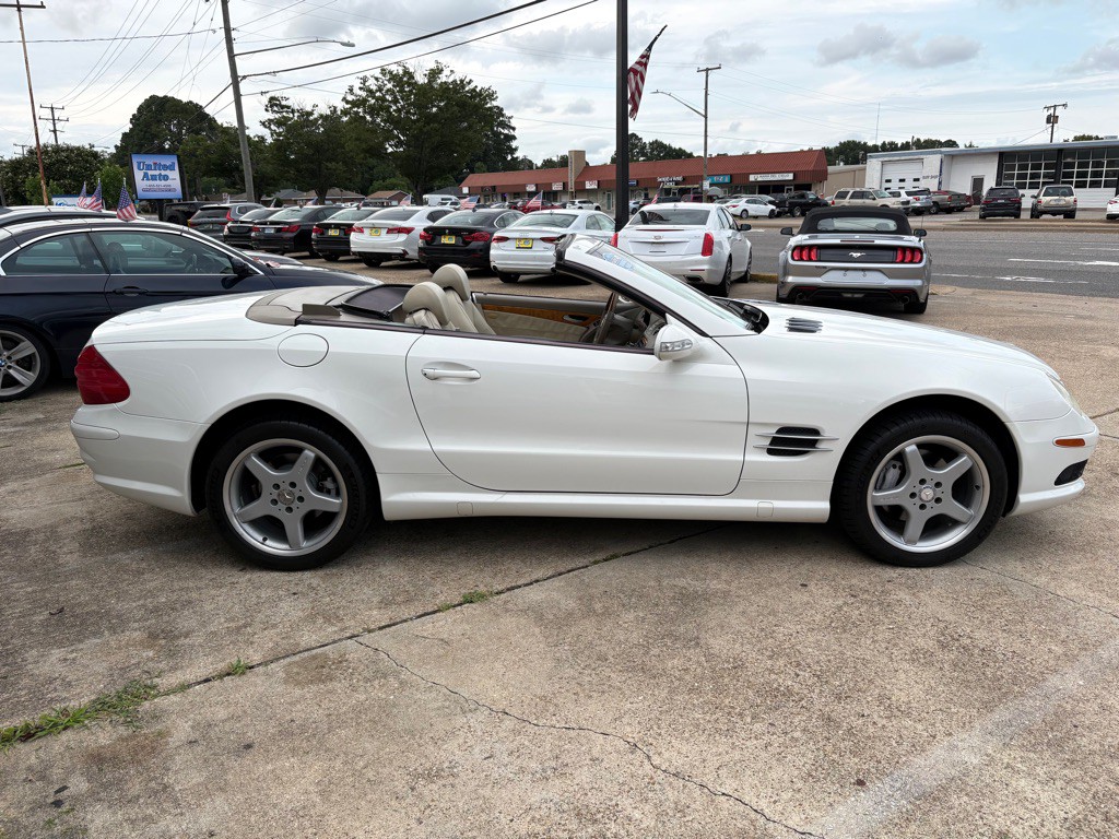 2003 Mercedes-Benz SL-Class Image 11