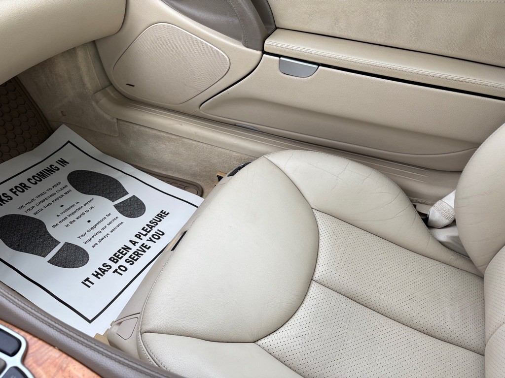 2003 Mercedes-Benz SL-Class Image 24