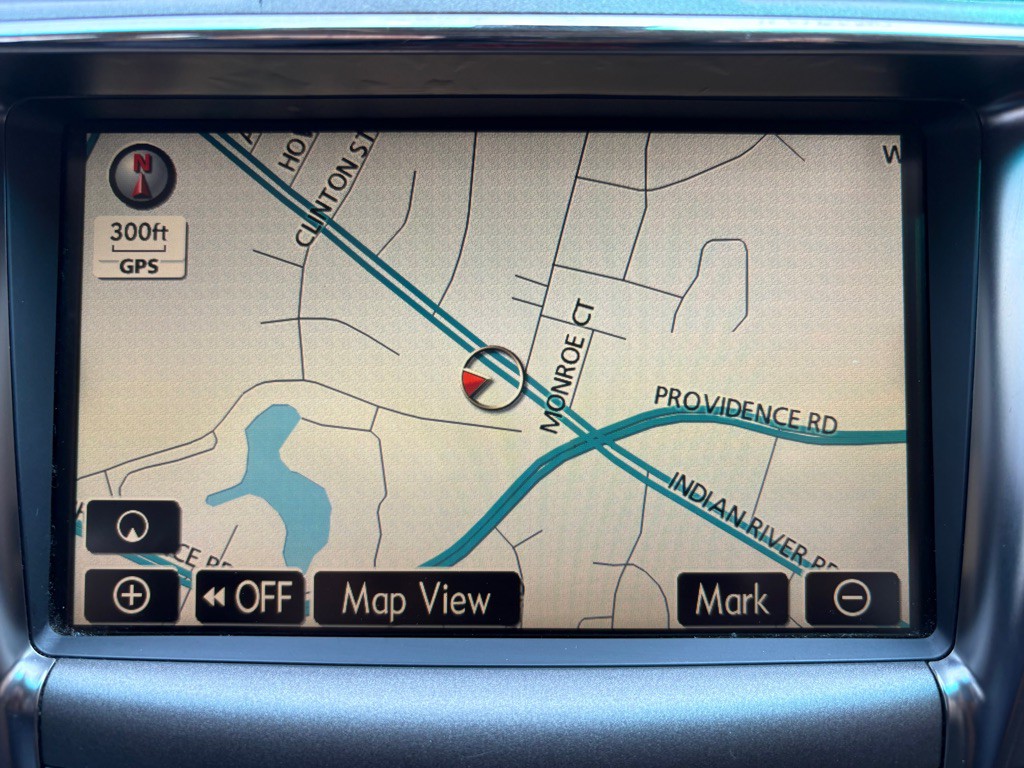 2009 Lexus LS Image 16