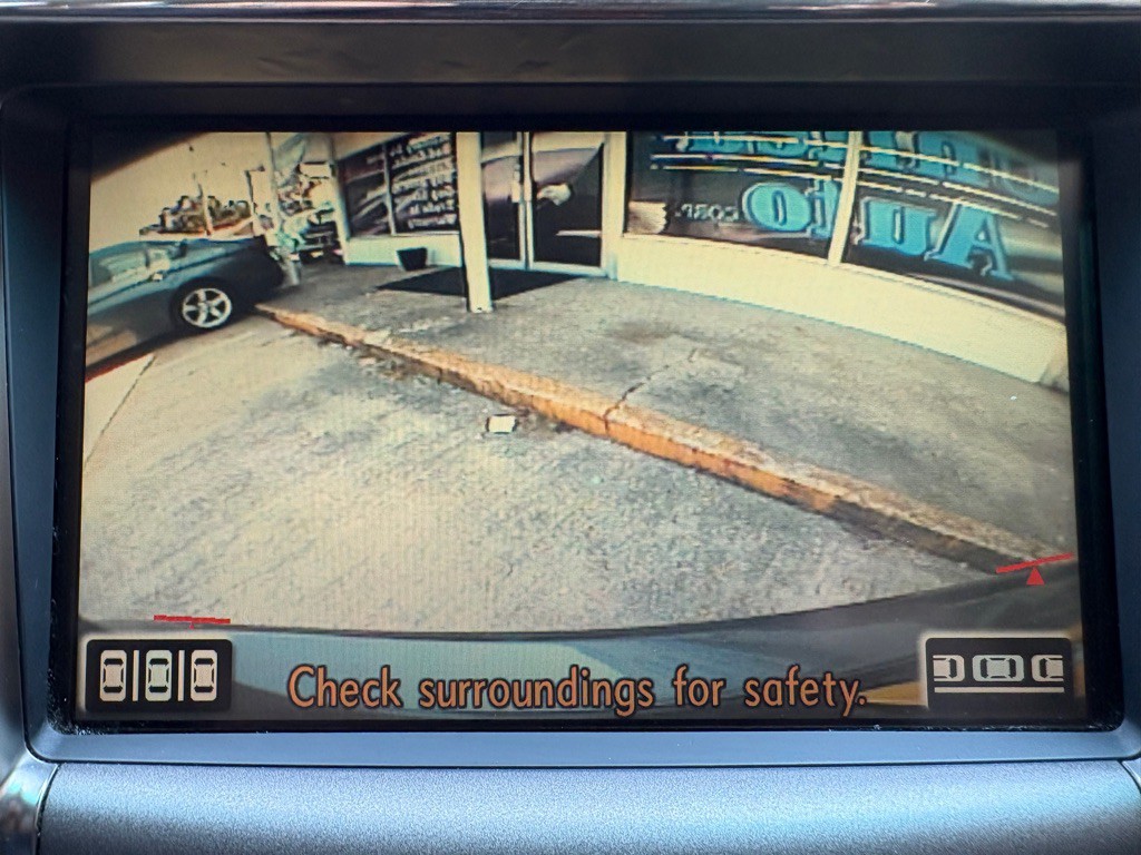 2009 Lexus LS Image 17