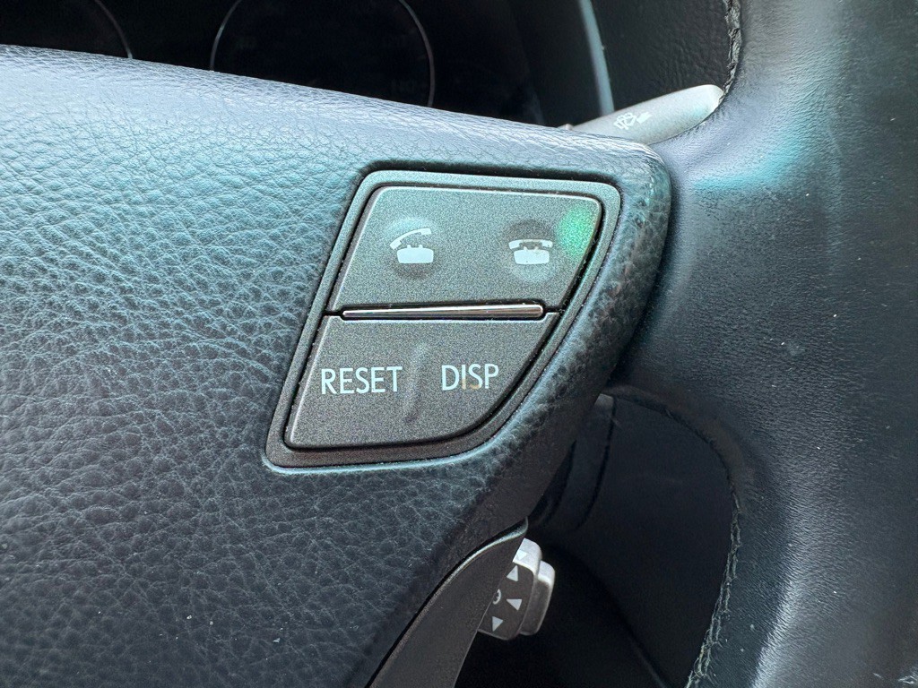 2009 Lexus LS Image 20