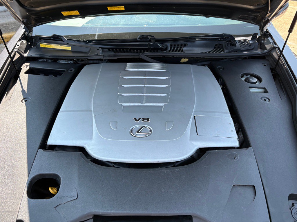 2009 Lexus LS Image 35