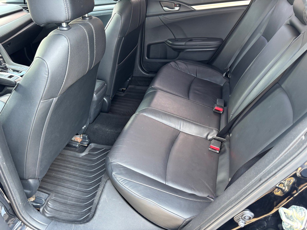 2017 Honda Civic Image 11