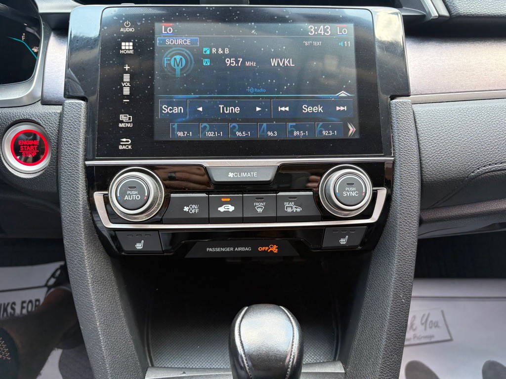 2017 Honda Civic Image 22