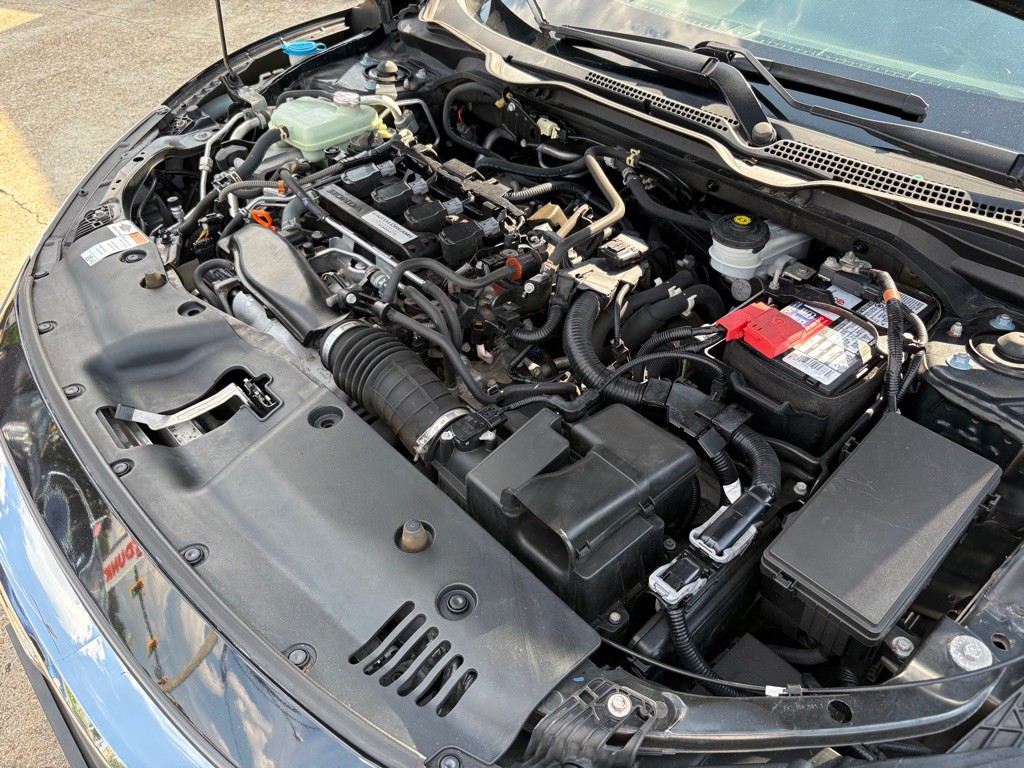 2017 Honda Civic Image 32