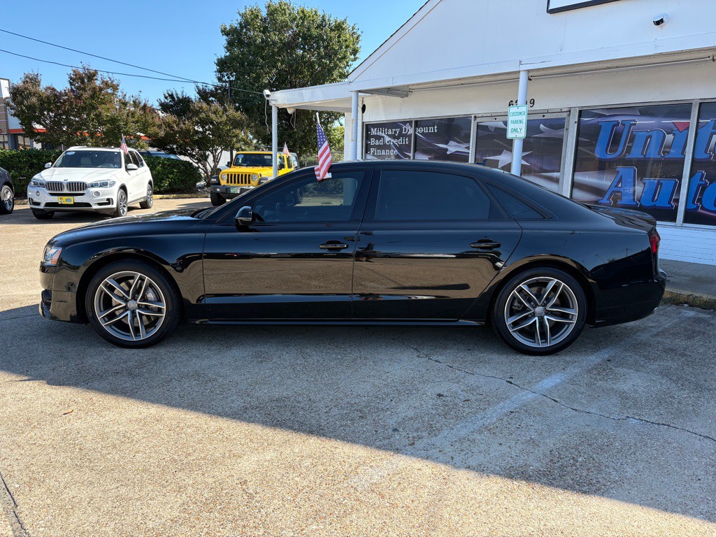 2017 Audi A8 Image 3