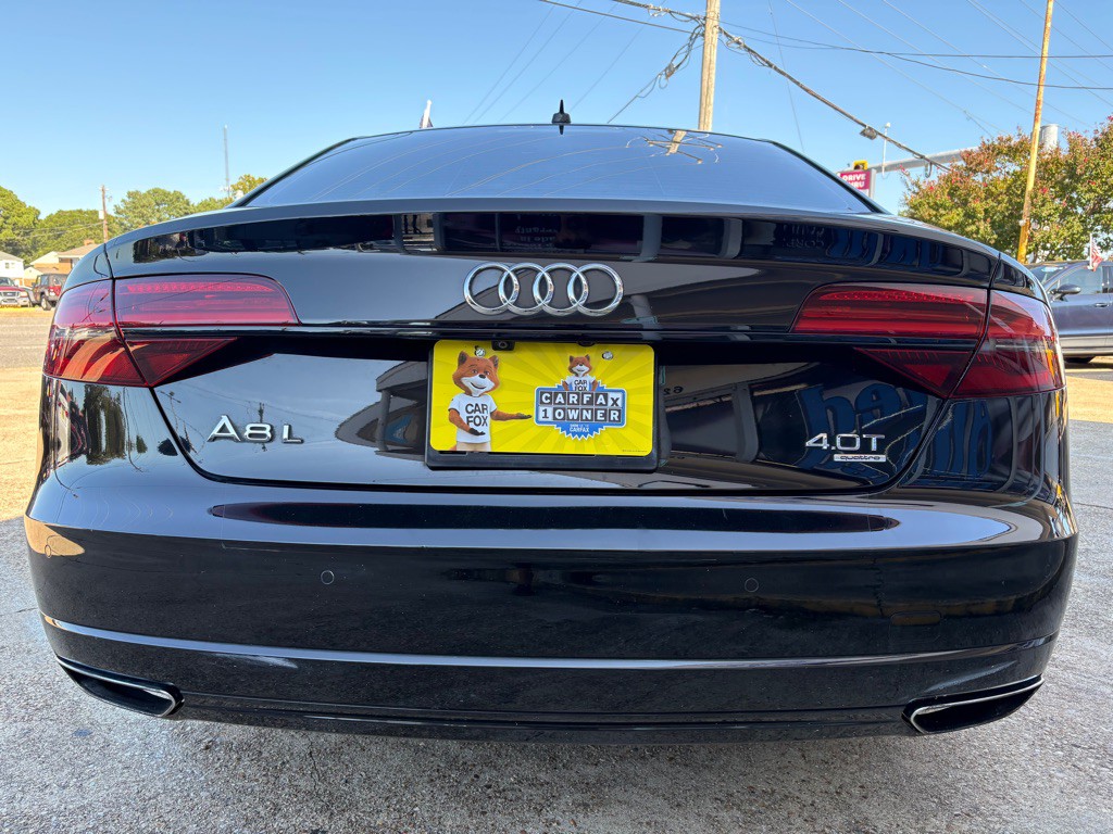 2017 Audi A8 Image 5