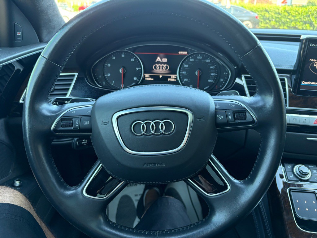 2017 Audi A8 Image 18