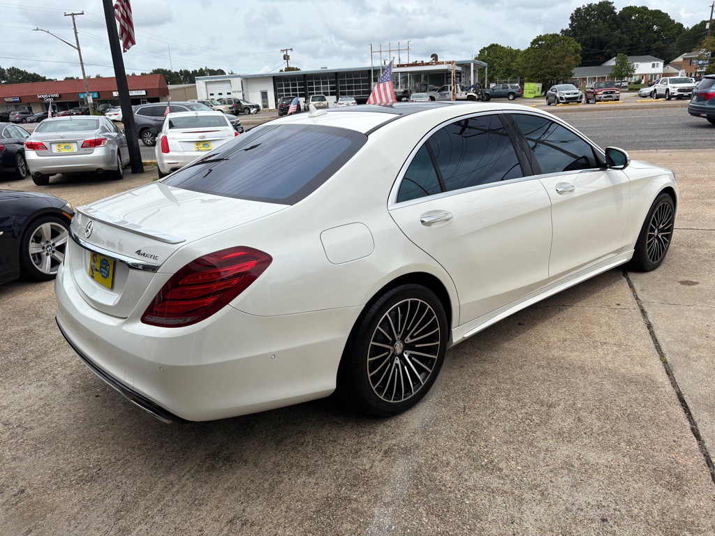 2015 Mercedes-Benz S-Class Image 7