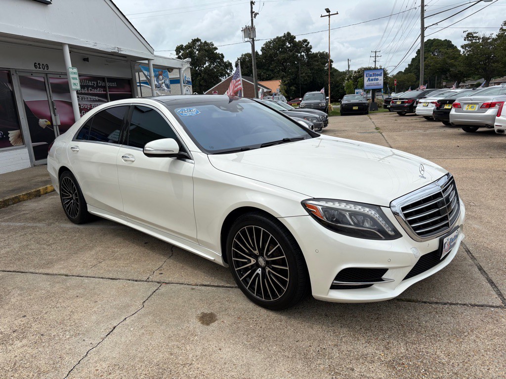 2015 Mercedes-Benz S-Class Image 9