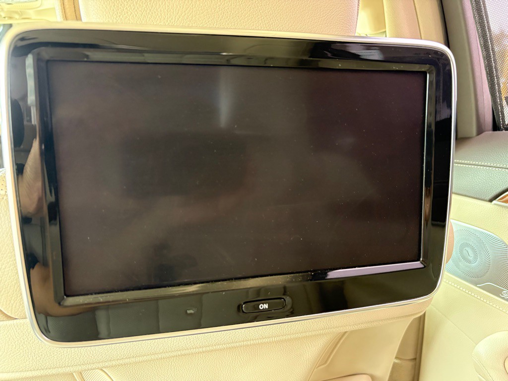 2015 Mercedes-Benz S-Class Image 14