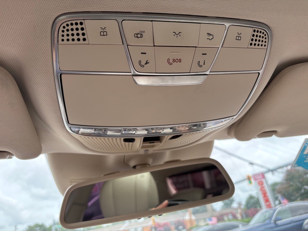 2015 Mercedes-Benz S-Class Image 30