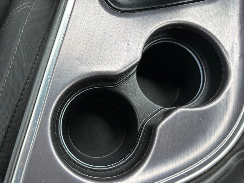 2018 Dodge Challenger Image 24