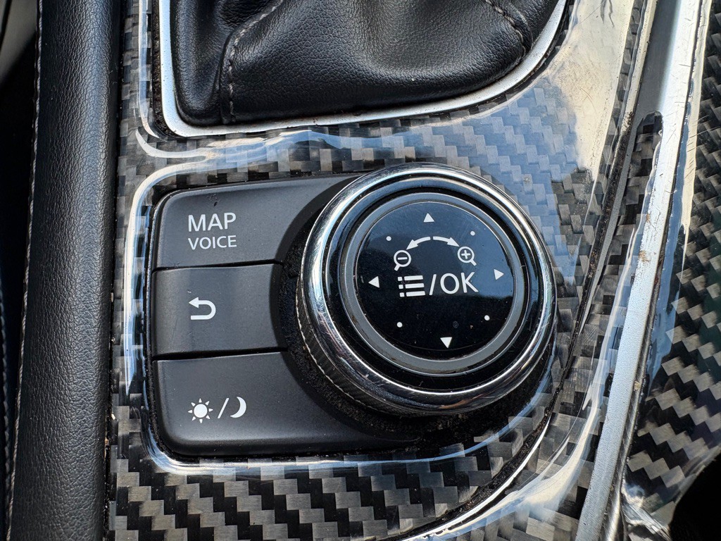 2018 INFINITI Q60 Image 24