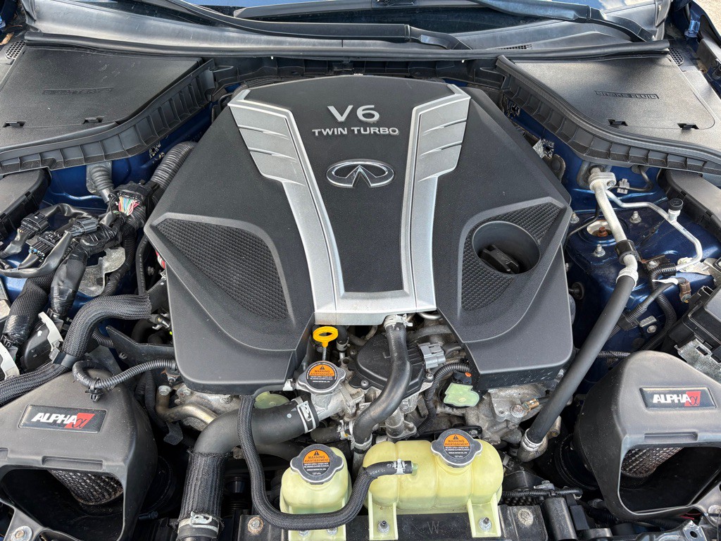 2018 INFINITI Q60 Image 32