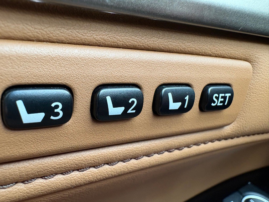 2013 Lexus GS Image 23