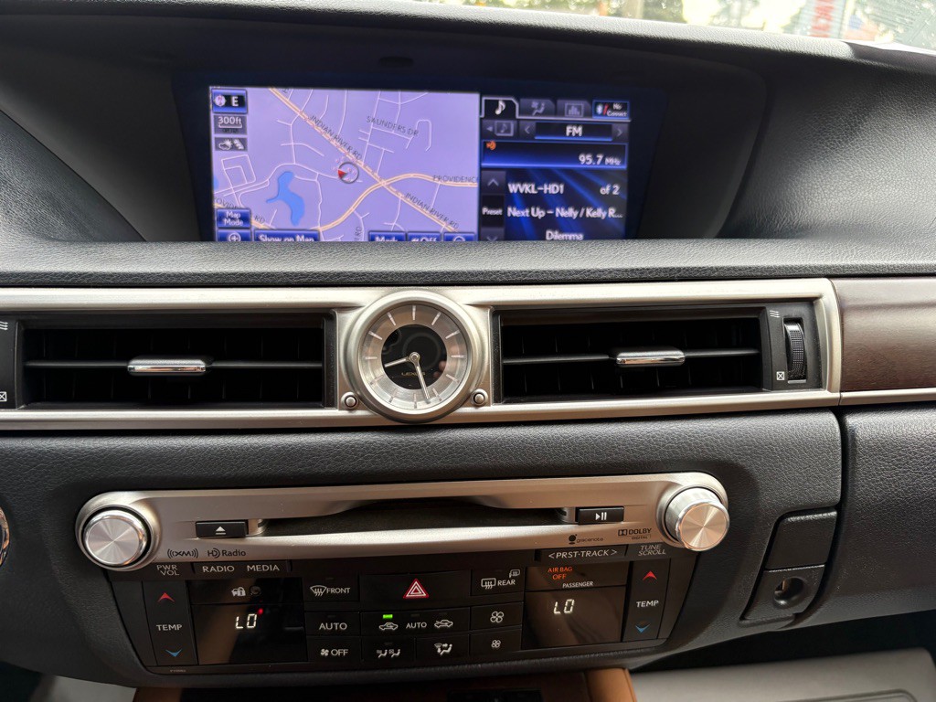 2013 Lexus GS Image 24