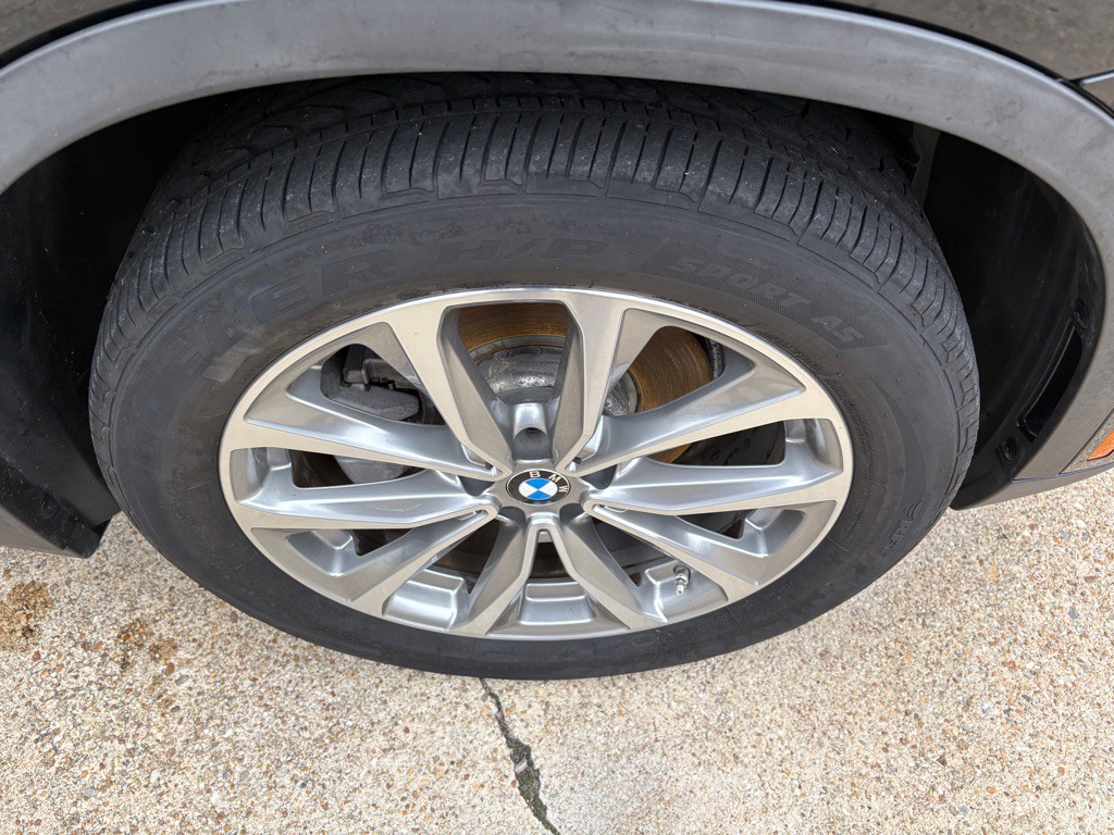 2018 BMW X3 Image 33